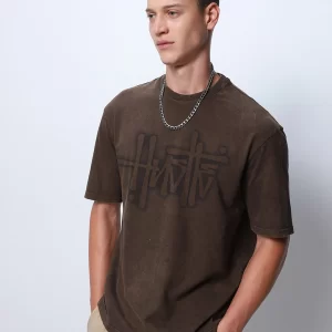 men's brown hustle typographythe hustle typography men's brown oversized acid wash t shirt is for the ones who grind with style. match with joggers and layered chainscomfort meets ceo energy. country of origin india manufactured by bewakoof brands pvt ltd, sairaj logistic hub #a5, bmc pipeline road, opposite all saints high school, amane, bhiwandi, thane, maharashtra 421302 packed by bewakoof brands pvt ltd, sairaj logistic hub #a5, bmc pipeline road, opposite all saints high school, amane, bhiwandi, thane, maharashtra 421302 commodity men's t shirt product specifications oversized fit super loose on body thoda hawa aane de single jersey classic, lightweight jersey fabric comprising 100% cotton.