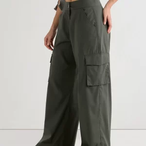 women's green baggy oversized cargo parachute pants