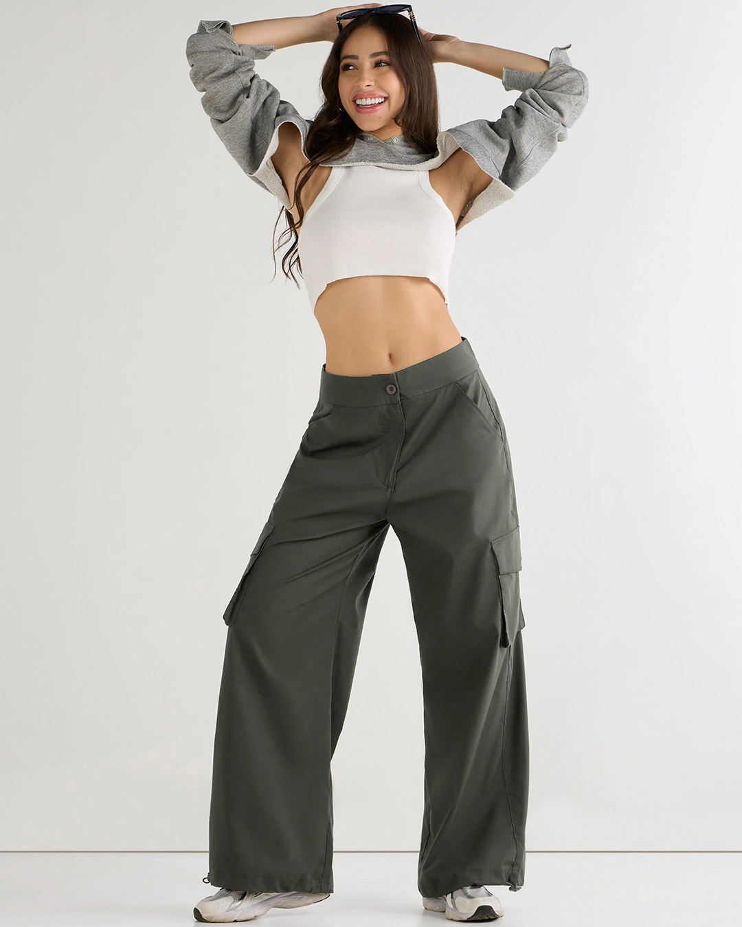 Women S Green Baggy Oversized Cargo Parachute Pants 609847 1751432981 4